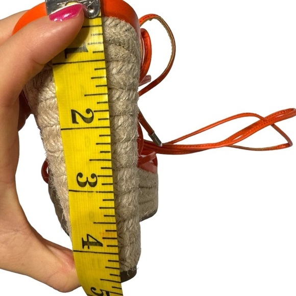 Marc Fisher Women’s KYLE Wrap
Bright Orange Wedges Brand New! Size 8.5 - Picture 6 of 8